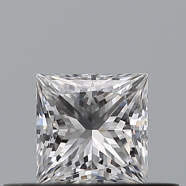 0.33 carat Princess diamond D VVS2