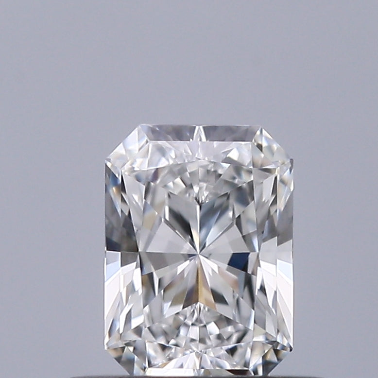 0.42 carat Radiant diamond E VVS1