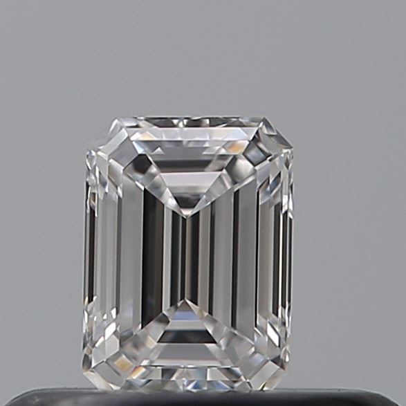 0.23 carat Emerald diamond D  VS2