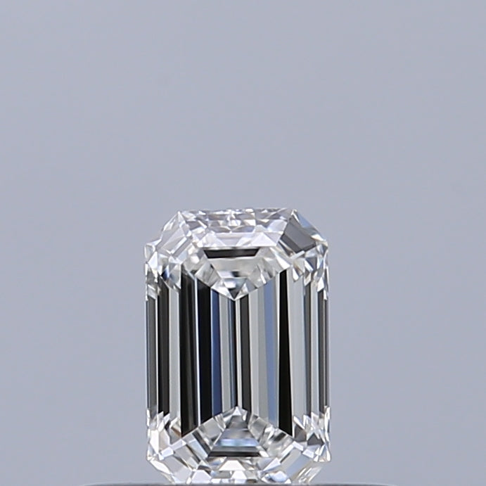 0.25 carat Emerald diamond E VVS1