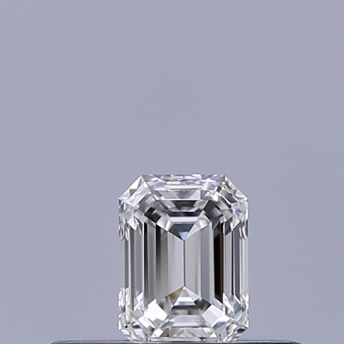 0.23 carat Emerald diamond E IF