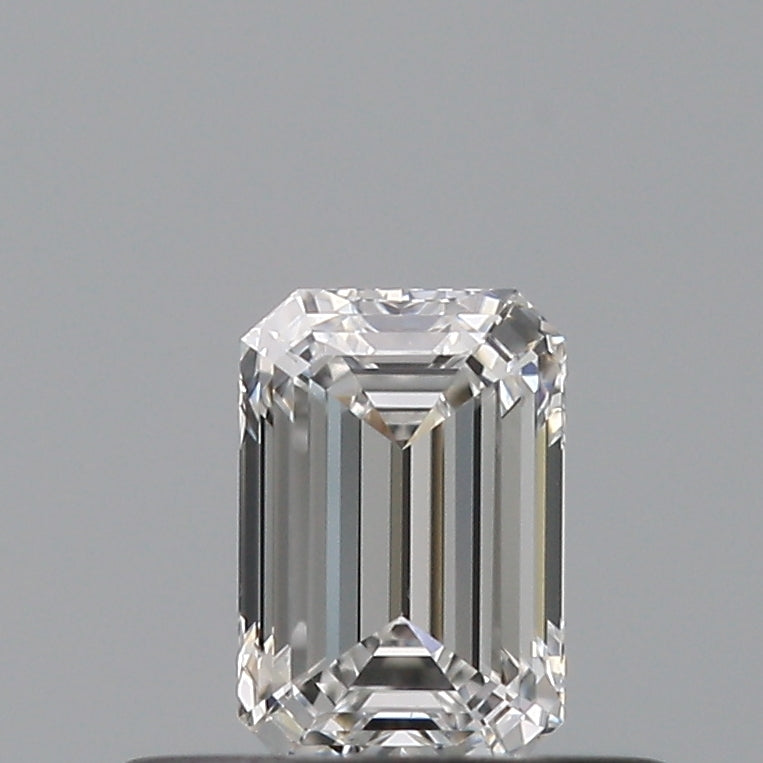 0.32 carat Emerald diamond E VVS1