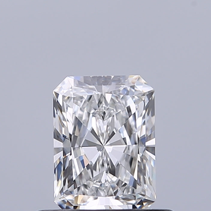 0.51 carat Radiant diamond E IF