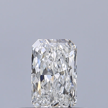 0.30 carat Radiant diamond F VVS1