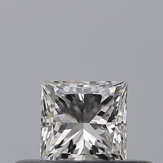 0.24 carat Princess diamond D VVS2