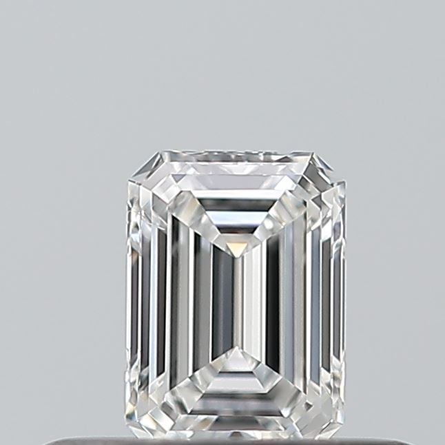 0.24 carat Emerald diamond E VVS1