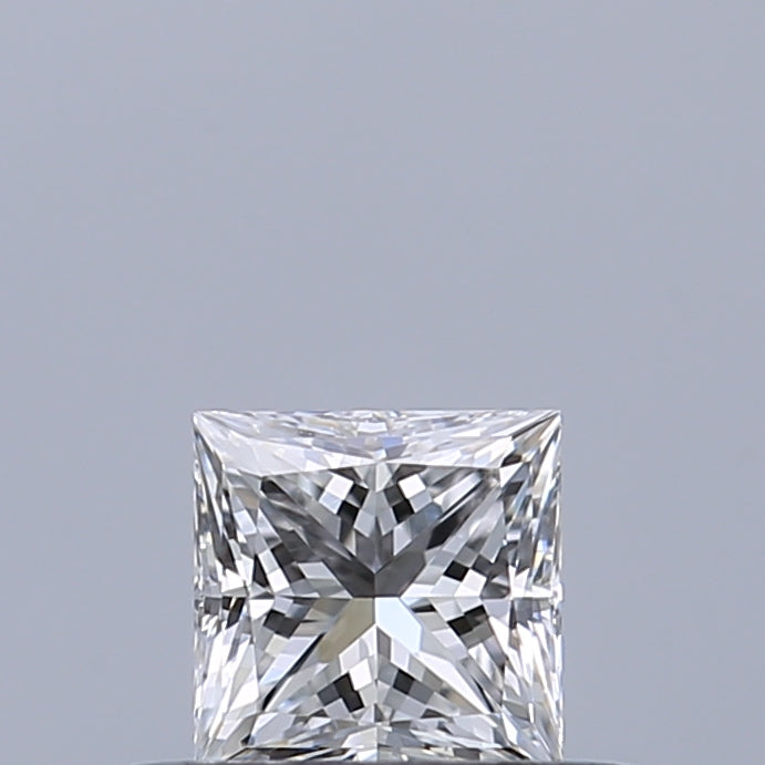 0.32 carat Princess diamond D VVS2