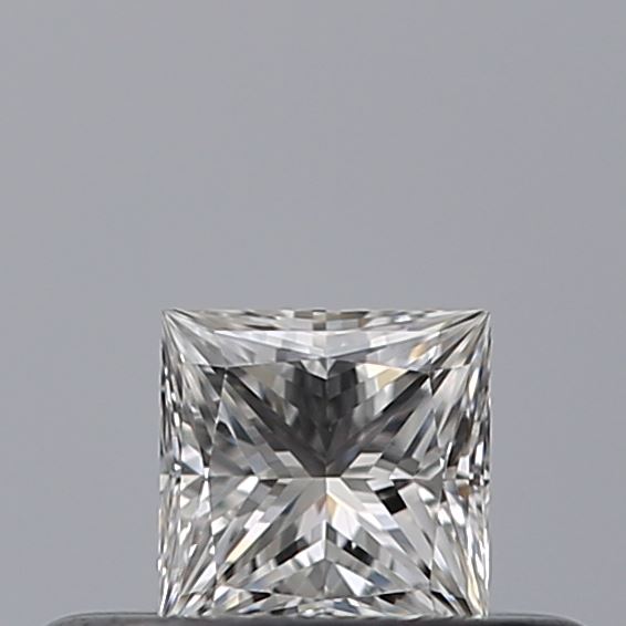 0.23 carat Princess diamond D VVS2