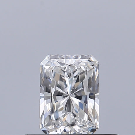 0.34 carat Radiant diamond E VS2