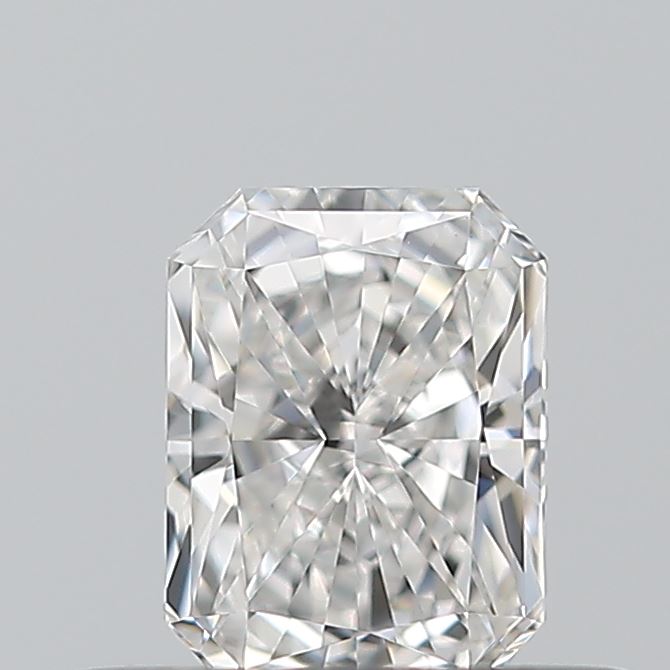 0.29 carat Radiant diamond E VS1