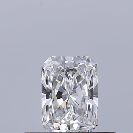 0.31 carat Radiant diamond D IF