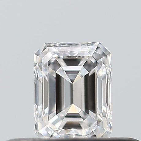 0.24 carat Emerald diamond D VVS2