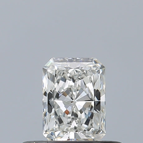 0.30 carat Radiant diamond F VVS1