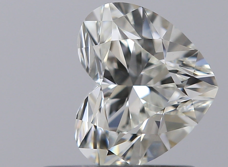 0.61 carat Heart diamond J VVS1