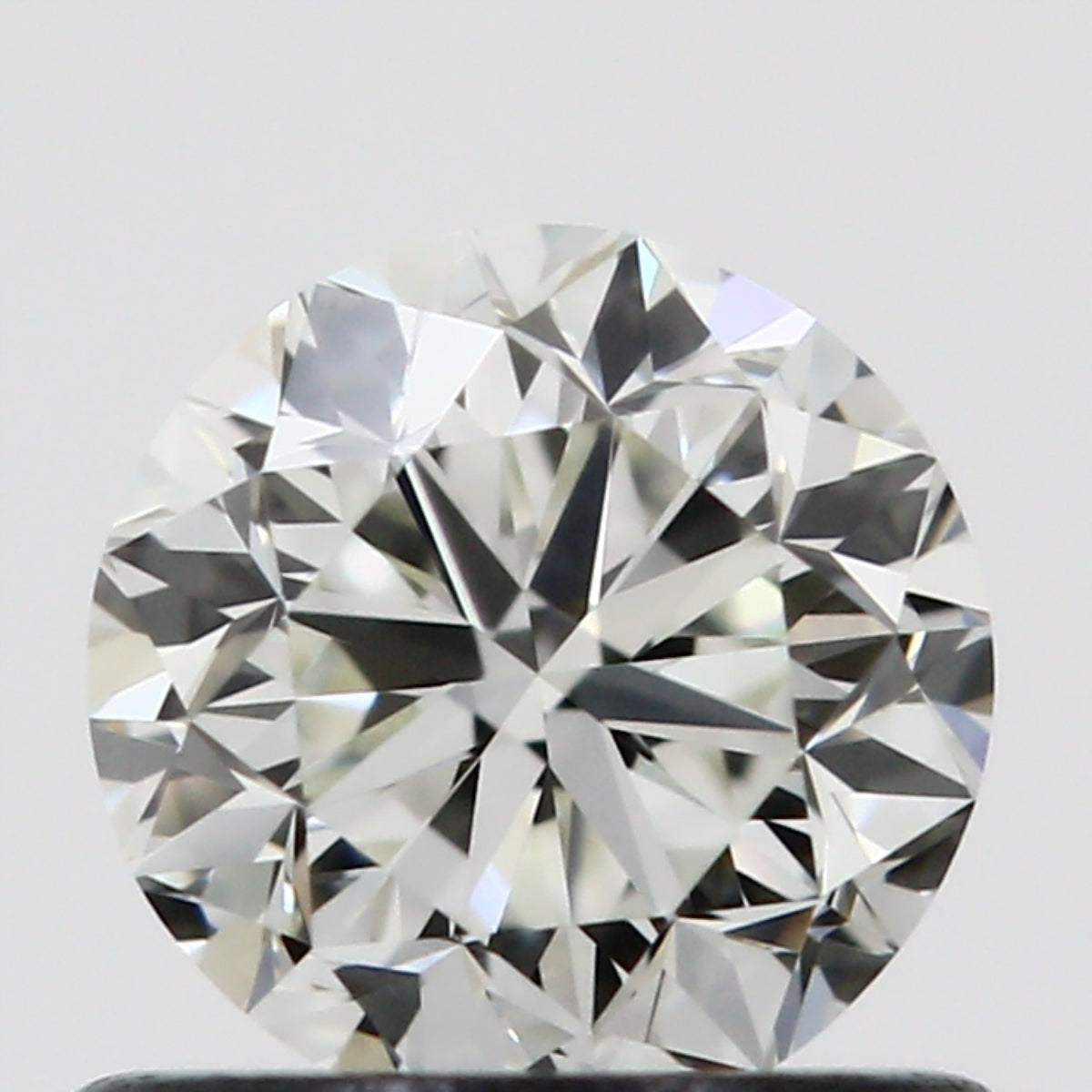 0.70 carat Round diamond I IF Good