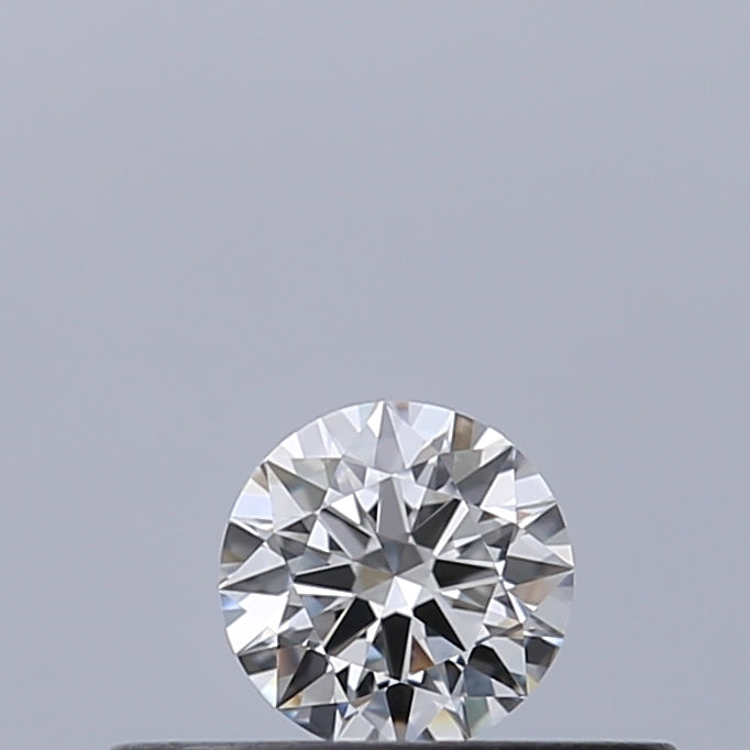 0.18 carat Round diamond F IF Excellent