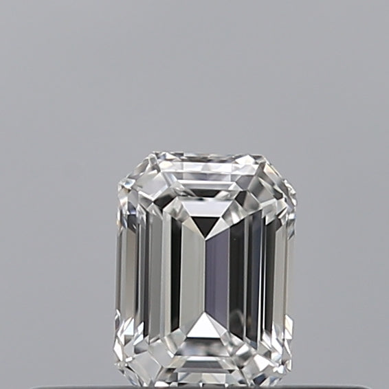 0.24 carat Emerald diamond E VVS1