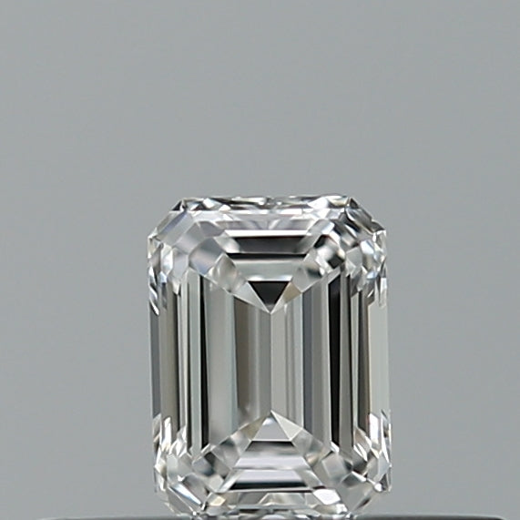 0.23 carat Emerald diamond E VS1