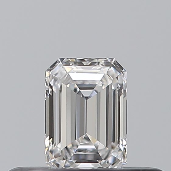 0.23 carat Emerald diamond D VVS2