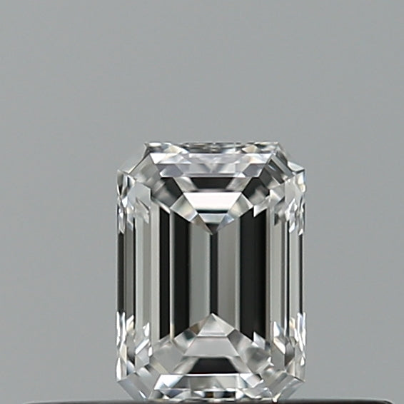 0.24 carat Emerald diamond E VVS1