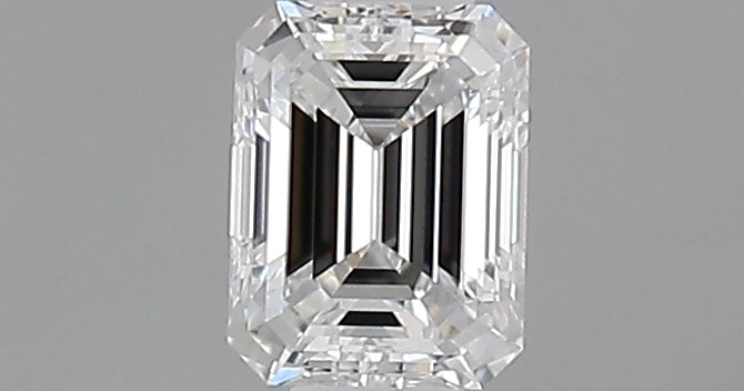 0.30 carat Emerald diamond D VS1