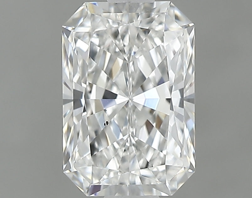 1.00 carat Radiant diamond E VS2