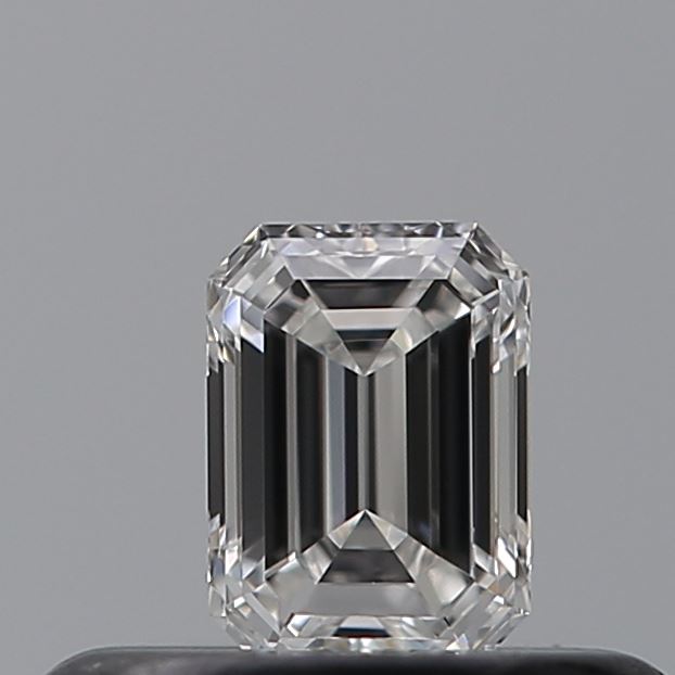 0.23 carat Emerald diamond E  VS1