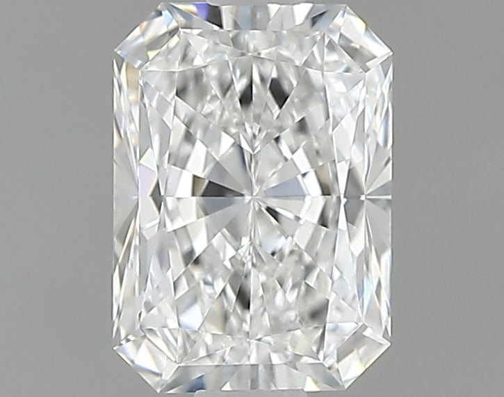 0.92 carat Radiant diamond E VVS1