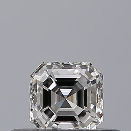 0.26 carat Emerald diamond D VVS2