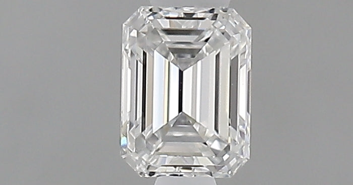 0.31 carat Emerald diamond E VS1