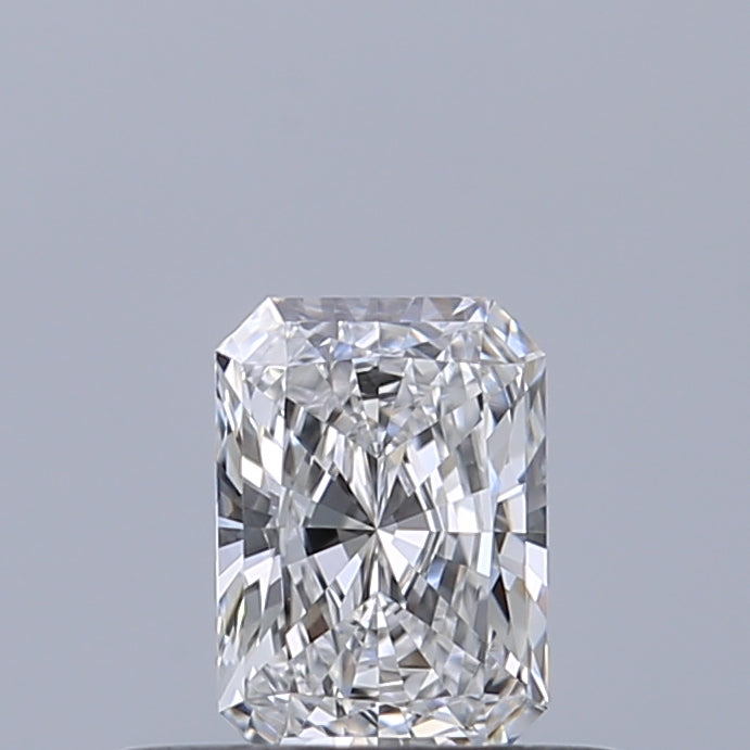 0.31 carat Radiant diamond D IF