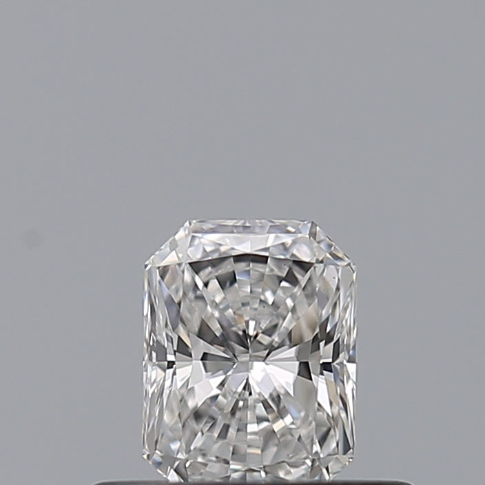 0.31 carat Radiant diamond E VS2