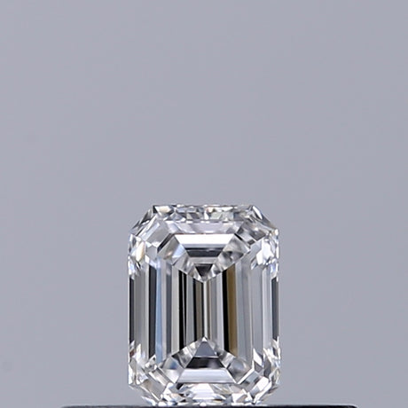 0.23 carat Emerald diamond E IF