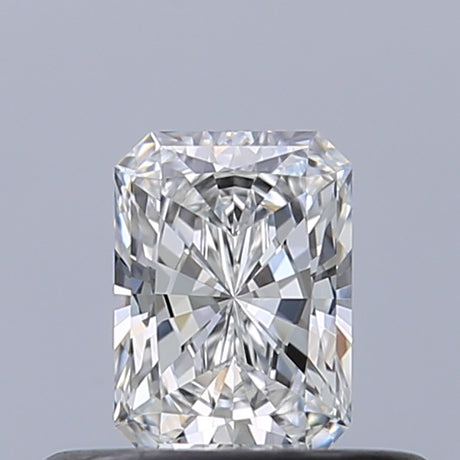 0.32 carat Radiant diamond E FL