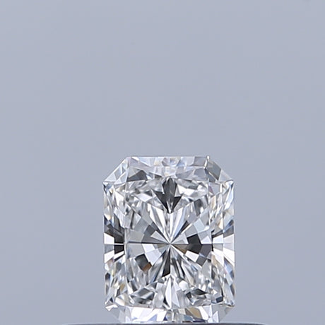 0.25 carat Radiant diamond D VVS1