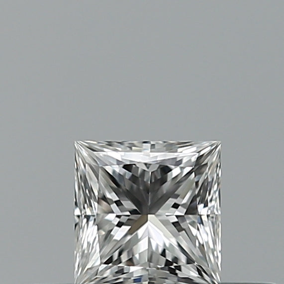 0.23 carat Princess diamond E VVS2