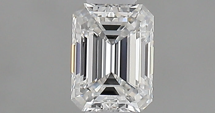 0.31 carat Emerald diamond E VS1