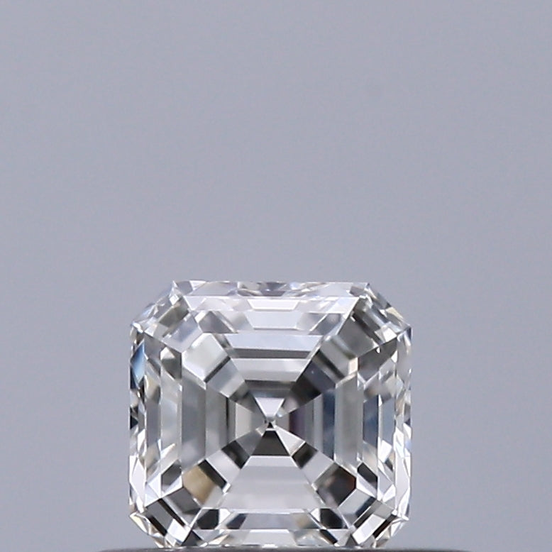 0.33 carat Emerald diamond E VVS2