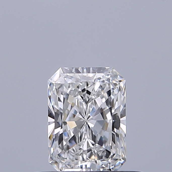 0.38 carat Radiant diamond E IF