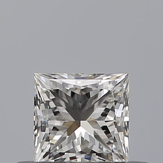 0.32 carat Princess diamond G VVS2