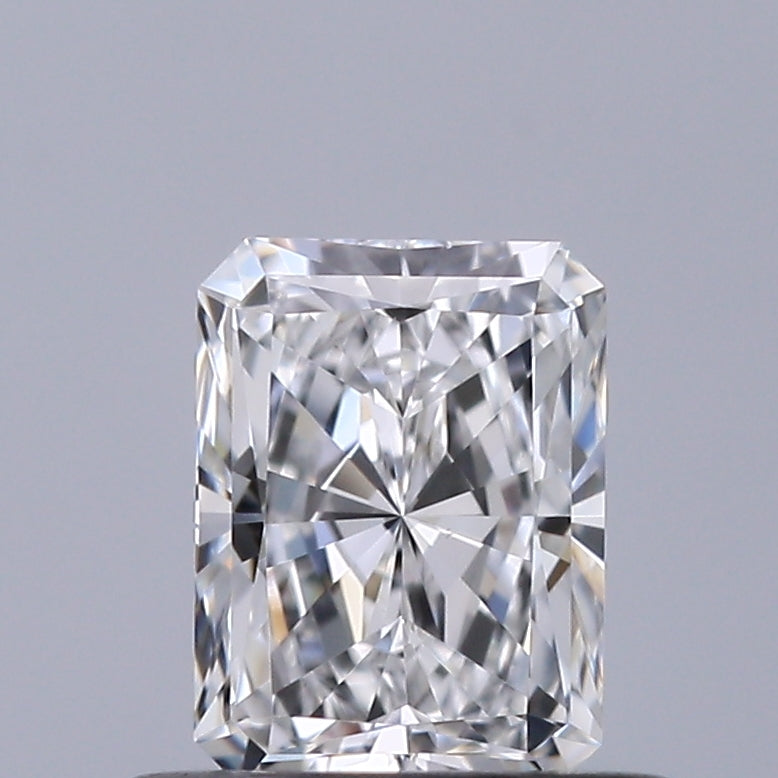 0.50 carat Radiant diamond D VS1