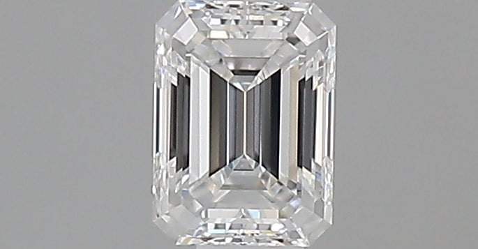 0.31 carat Emerald diamond E VVS2