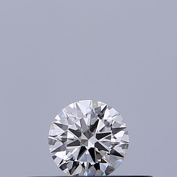 0.18 carat Round diamond D VVS2 Excellent