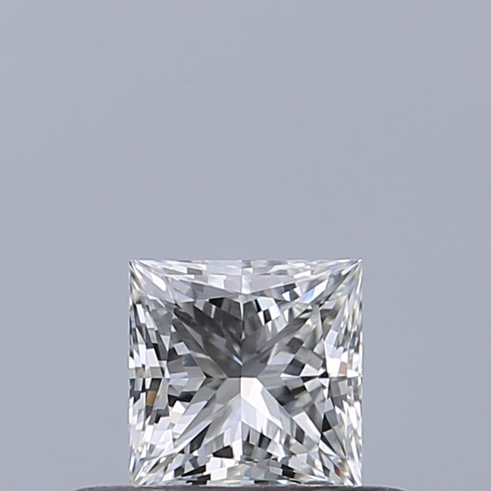 0.32 carat Princess diamond E VVS1