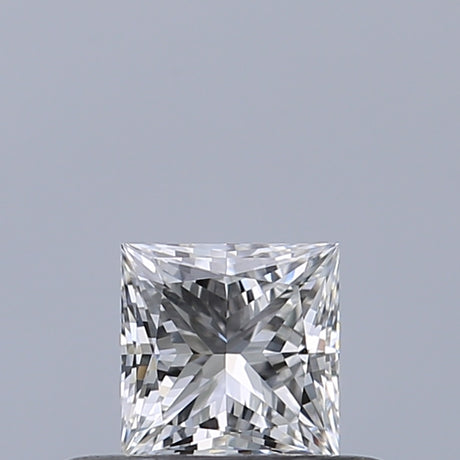 0.32 carat Princess diamond E VVS1