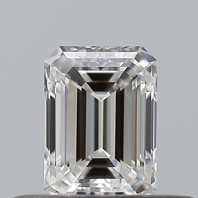 0.29 carat Emerald diamond E VS2