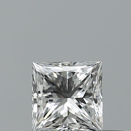 0.26 carat Princess diamond D VVS2
