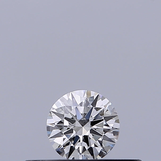 0.18 carat Round diamond F VVS2 Excellent