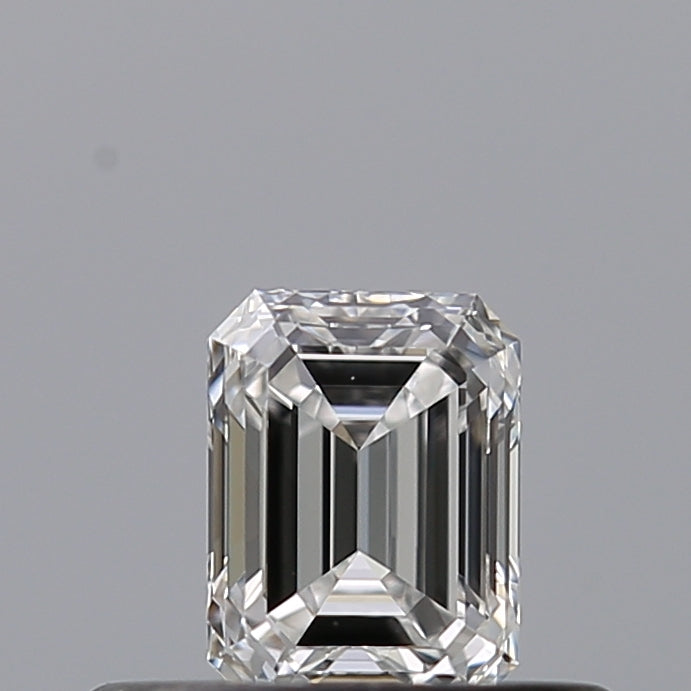 0.31 carat Emerald diamond E VVS2