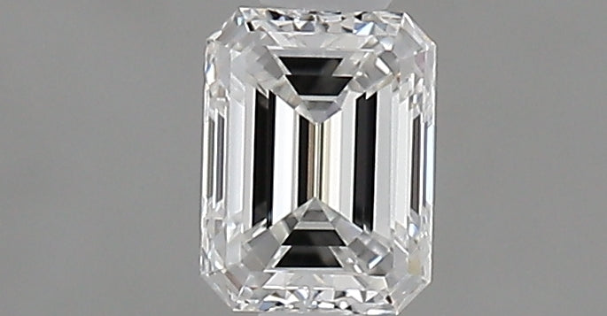 0.31 carat Emerald diamond E VVS2